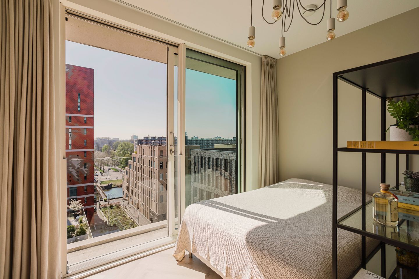 Foto 14 van Gustav Mahlerlaan 23-K