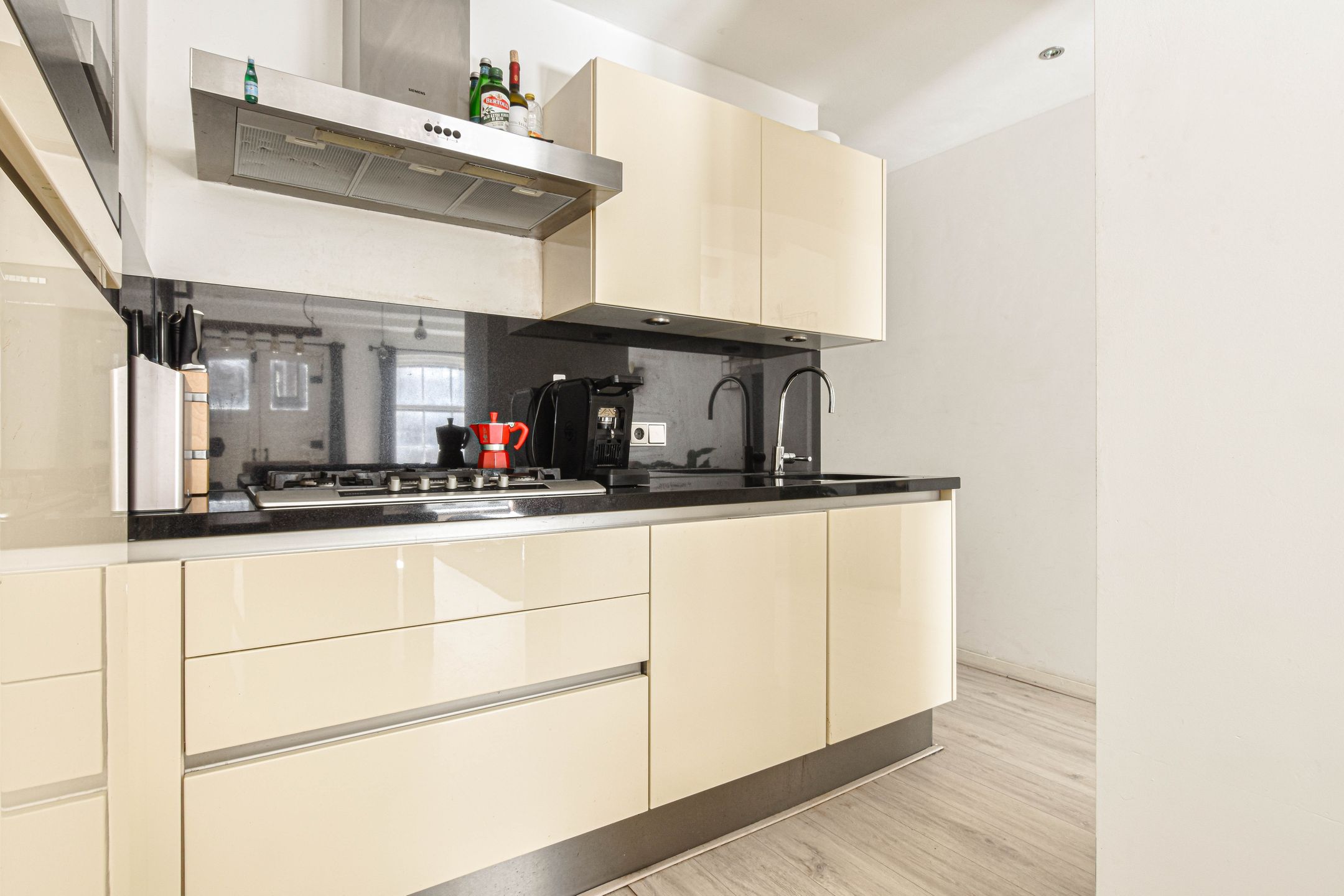 Foto 9 van Spuistraat 76-B