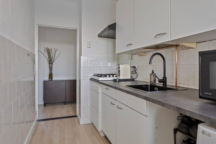 Photo 11 of Cornelis Bosstraat 6