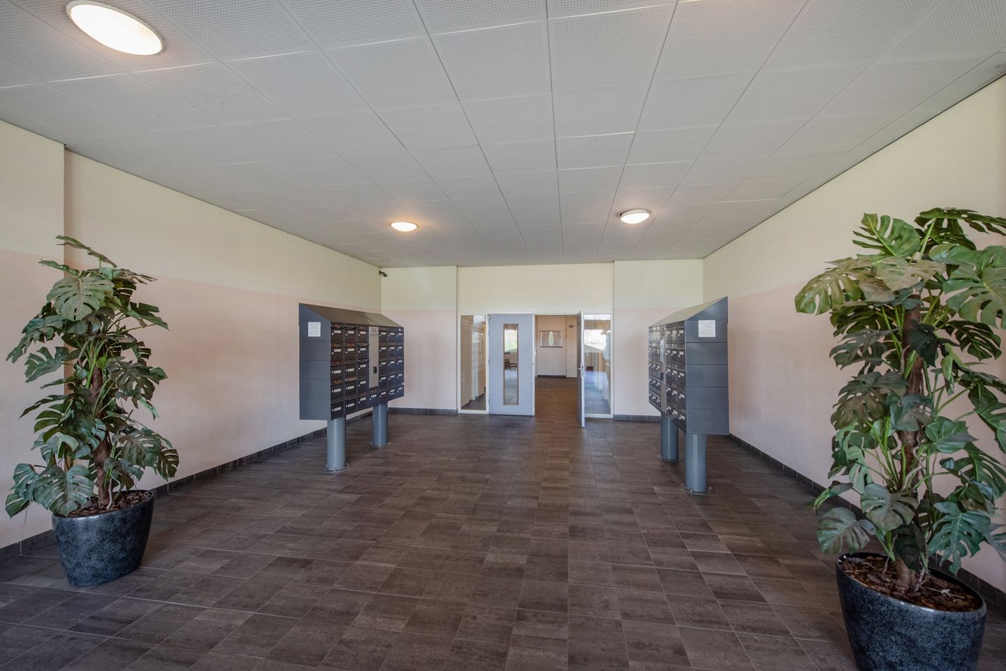 Foto 5 van Sir Winston Churchillln 283-F009