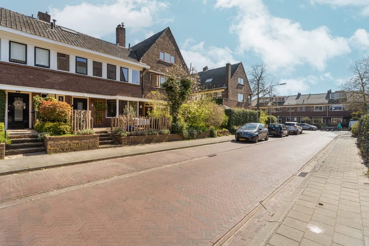 Photo 2 of Tollensstraat 6