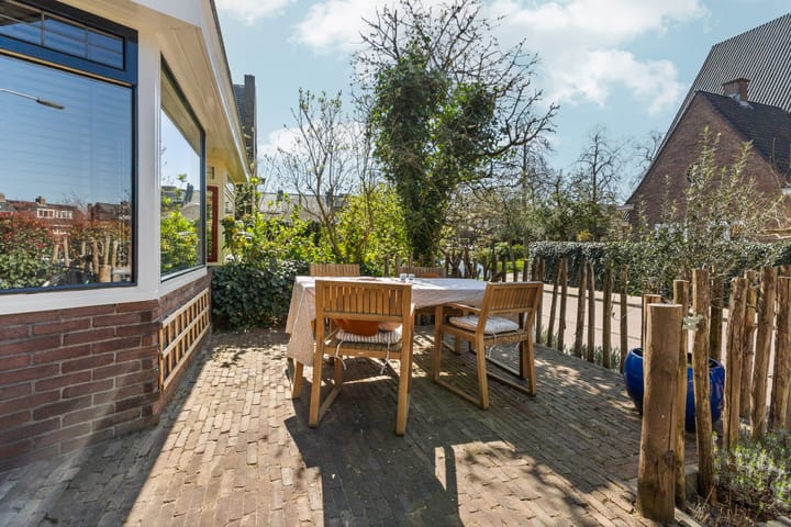 Photo 6 of Tollensstraat 6