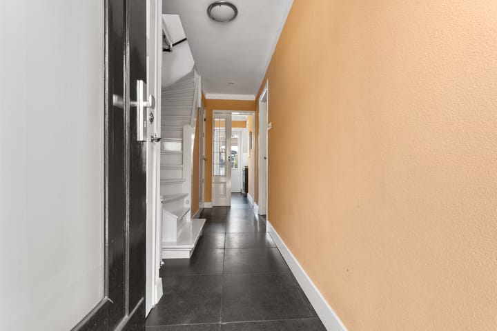 Photo 8 of Tollensstraat 6