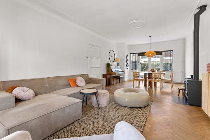 Photo 15 of Tollensstraat 6