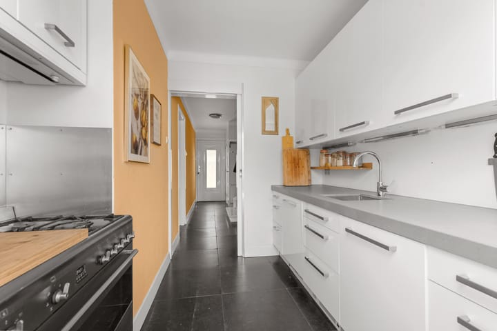 Photo 22 of Tollensstraat 6