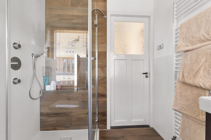 Photo 36 of Tollensstraat 6