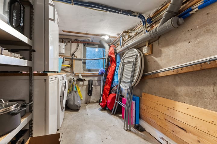 Photo 43 of Tollensstraat 6