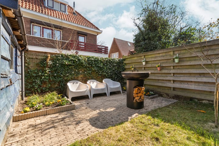 Photo 48 of Tollensstraat 6