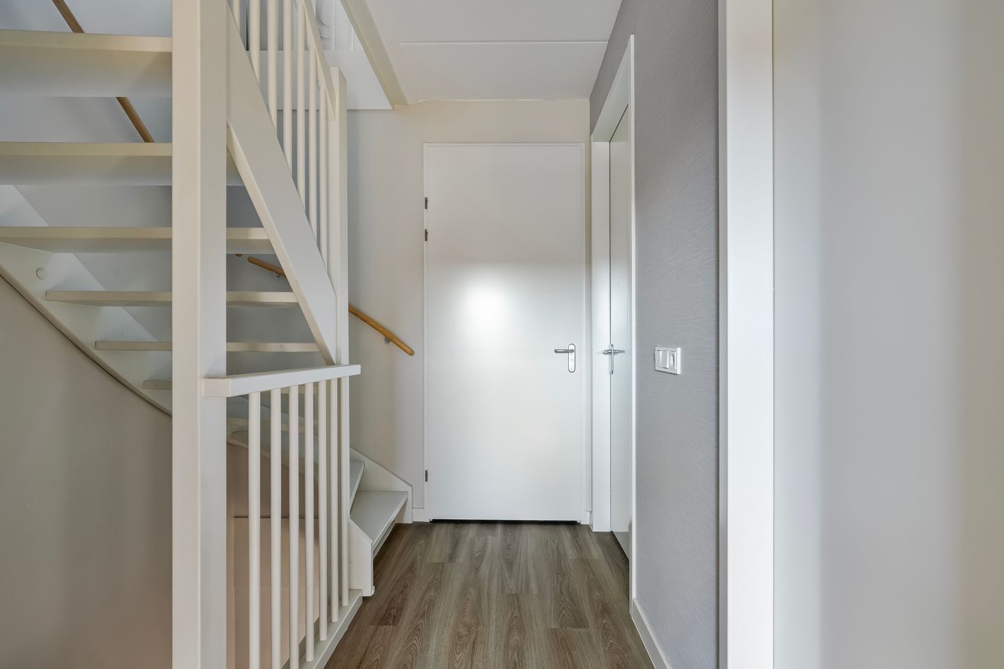 Foto 14 van Van Barnevelderf 23