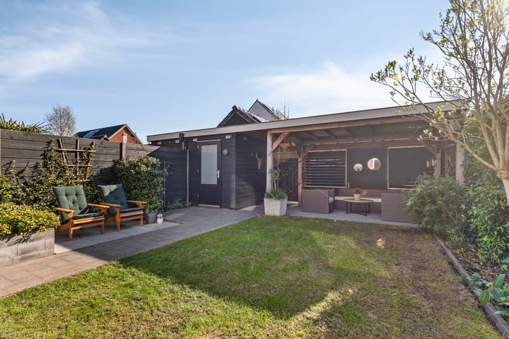 Foto 24 van Van Barnevelderf 23