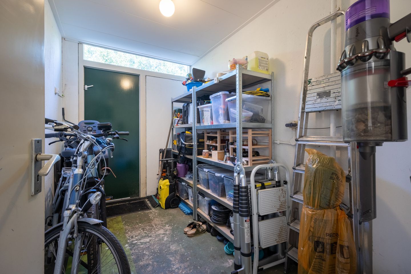 Photo 35 of van Hamelstraat 40