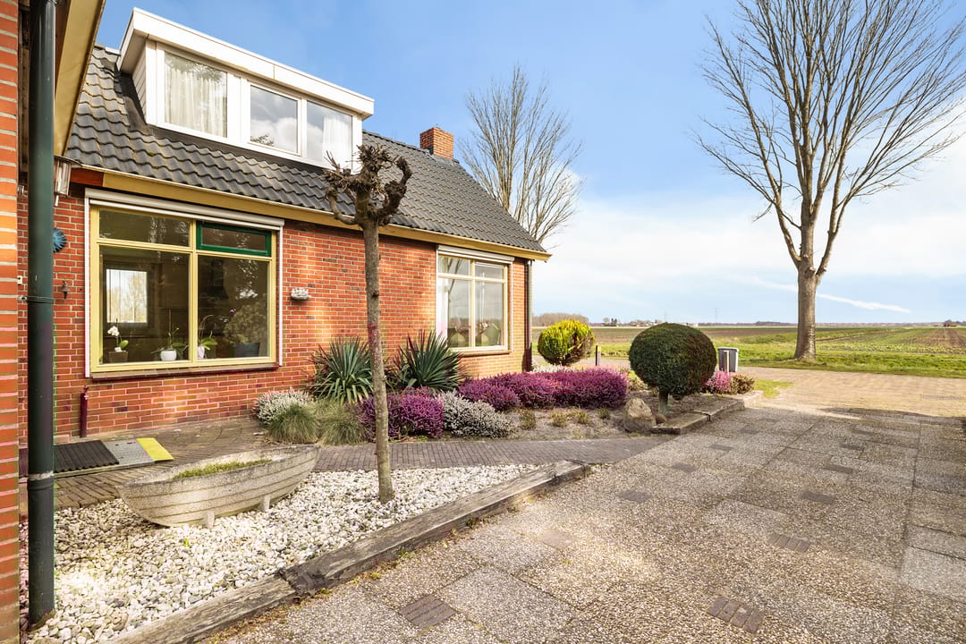 Foto 7 van Eerste Kruisdiep WZ 132