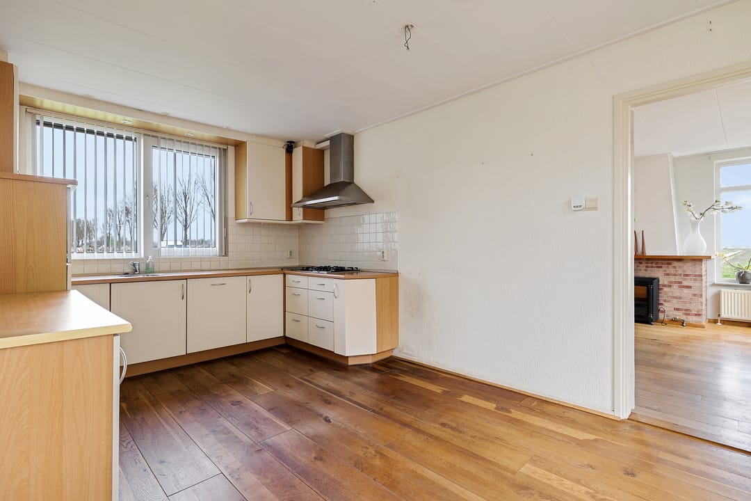 Foto 16 van Eerste Kruisdiep WZ 132