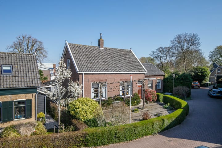 Foto 2 van Burgemeester van der Willigenstraat 6