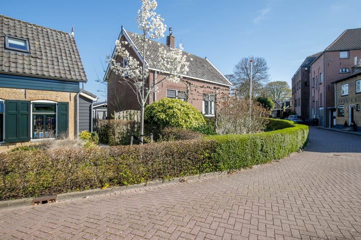 Foto 40 van Burgemeester van der Willigenstraat 6