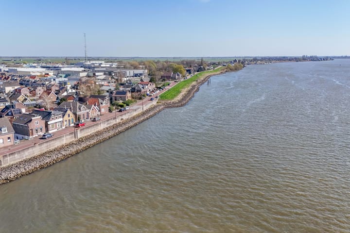 Foto 47 van Burgemeester van der Willigenstraat 6