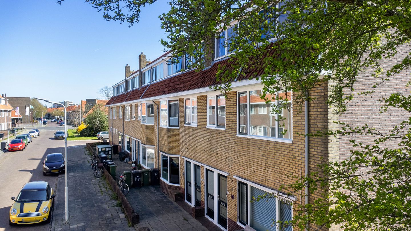 Photo 29 of Frederik Hendrikstraat 12-I