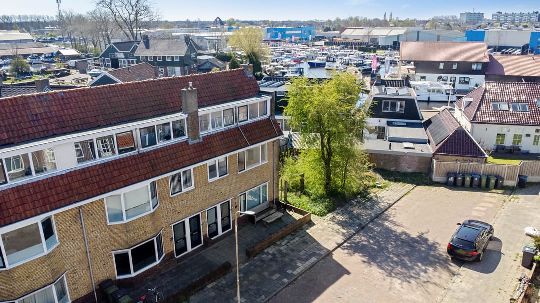 Photo 31 of Frederik Hendrikstraat 12-I