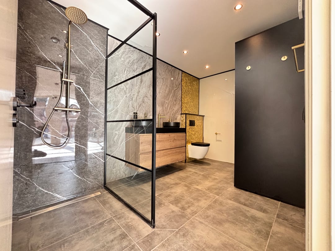 Foto 16 van Hessenweg 16-C