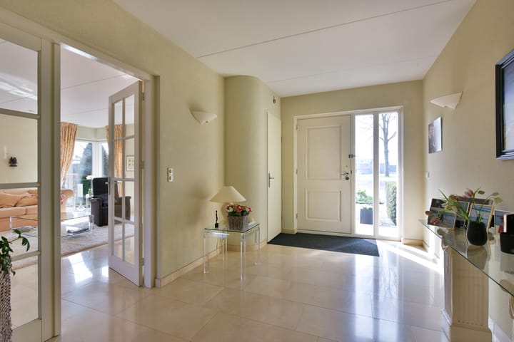 Photo 7 of Oosterlandweg 2