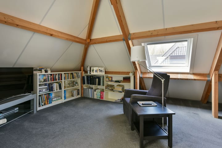 Photo 29 of Oosterlandweg 2