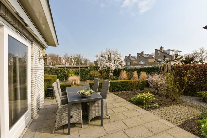 Photo 39 of Oosterlandweg 2