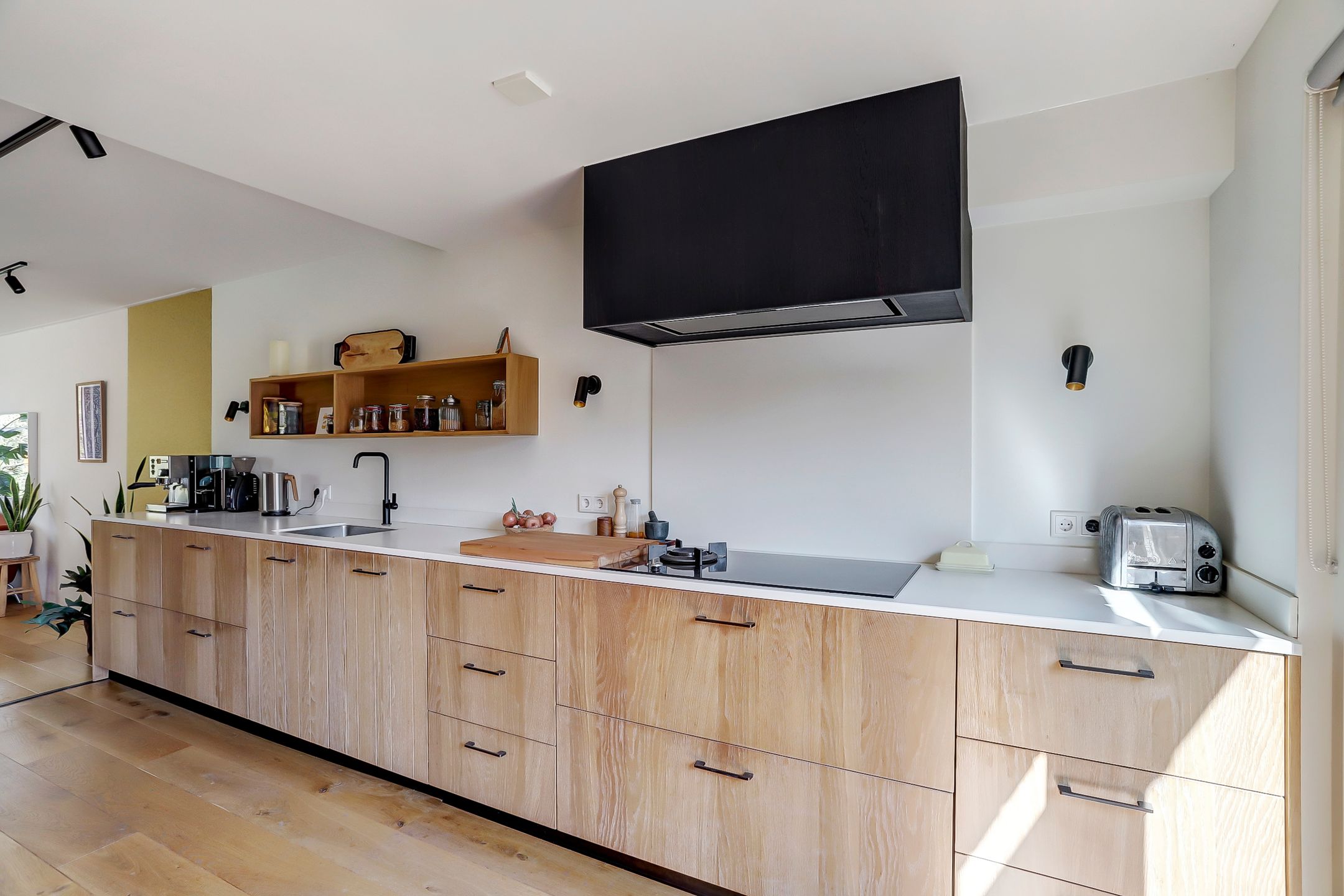 Photo 3 of Hooizolder 418