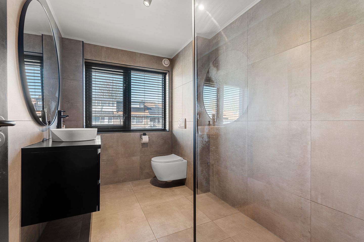 Foto 20 van Haagdoornstraat 76