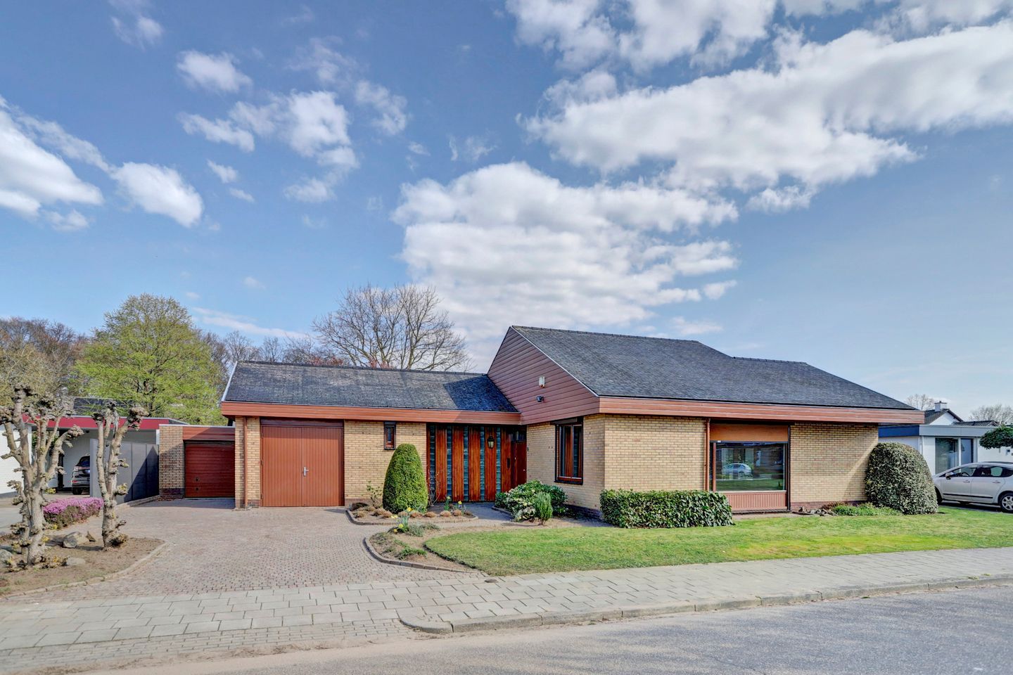 Foto 1 van John Kennedy-laan 9