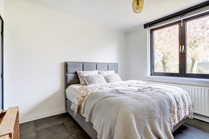 Photo 13 of John Kennedy-laan 9