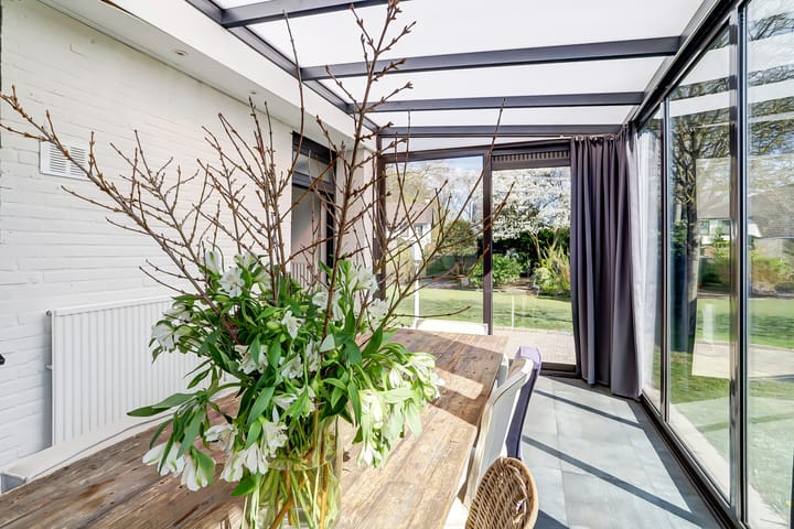 Photo 27 of John Kennedy-laan 9