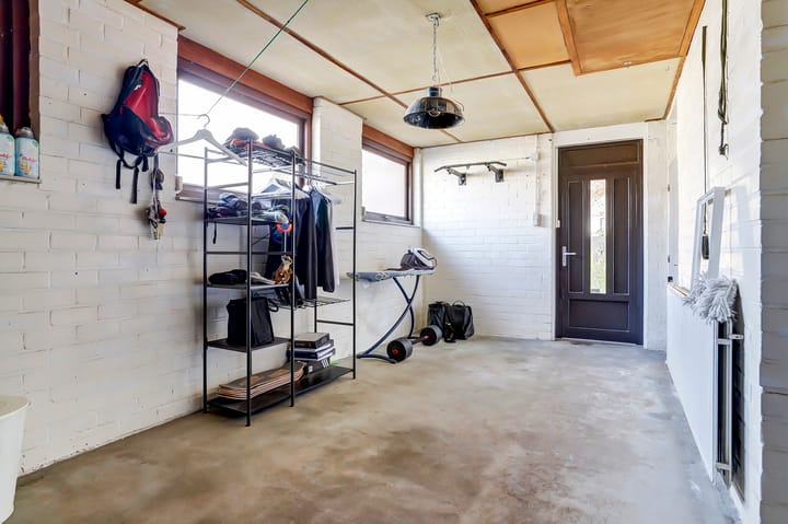 Photo 28 of John Kennedy-laan 9