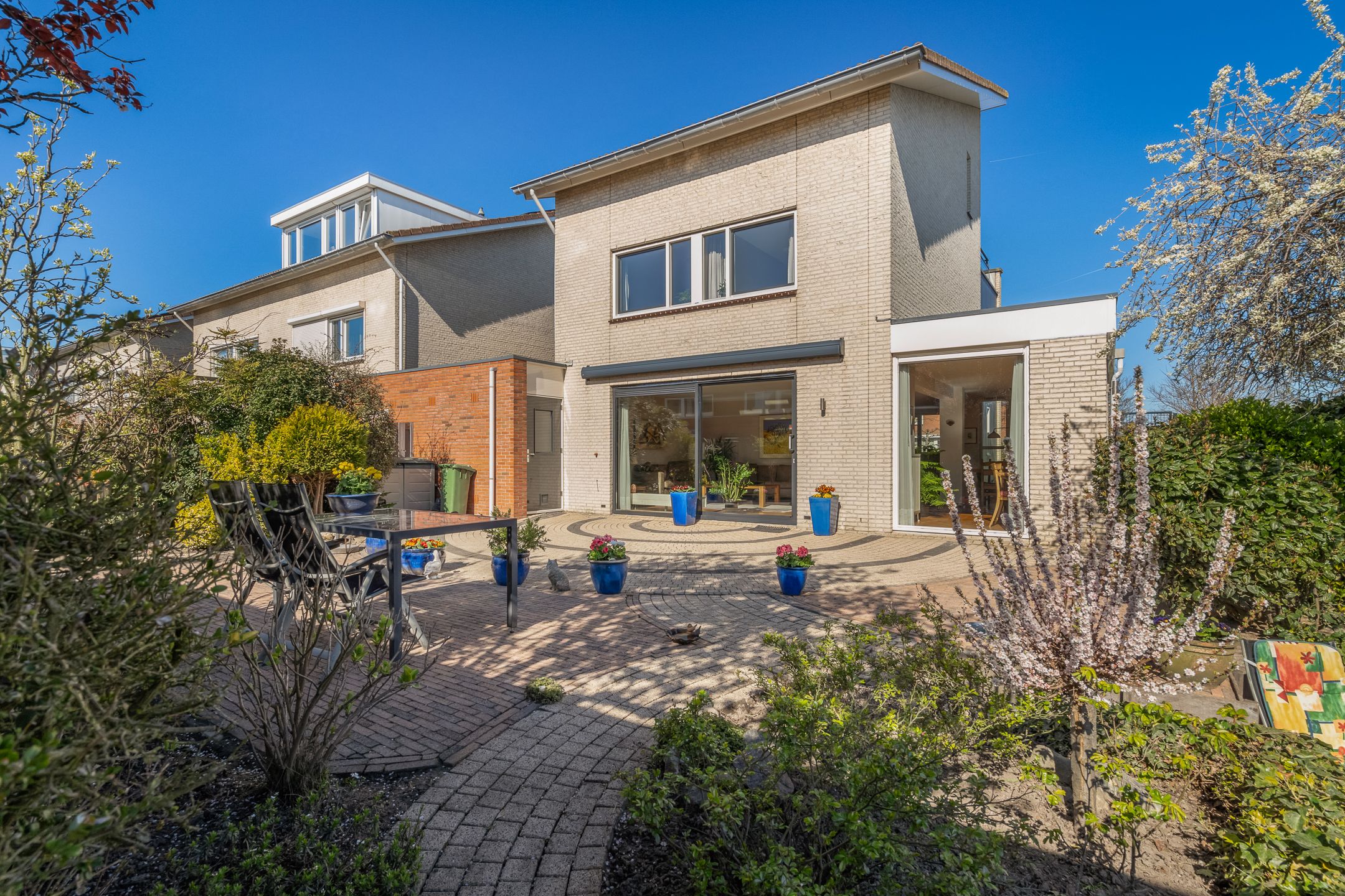 Foto 6 van Albert Schweitzerlaan 1