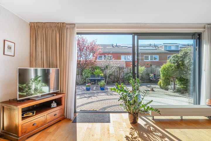 Foto 15 van Albert Schweitzerlaan 1