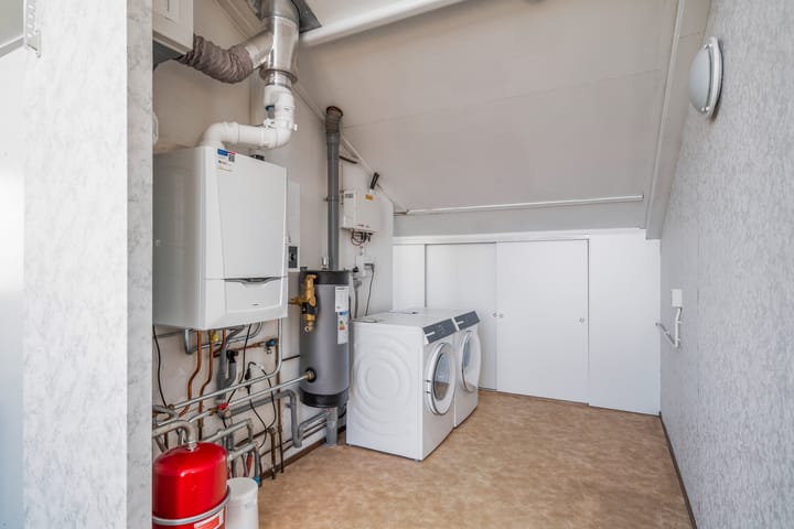 Foto 49 van Albert Schweitzerlaan 1