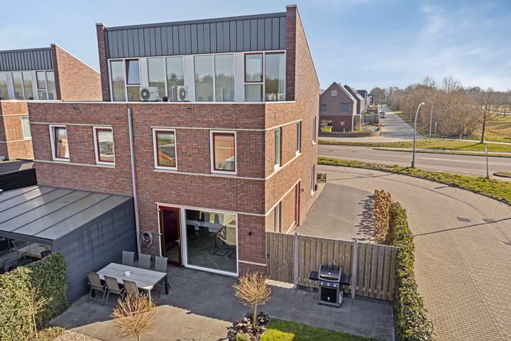 Photo 38 of Eikenwal 2