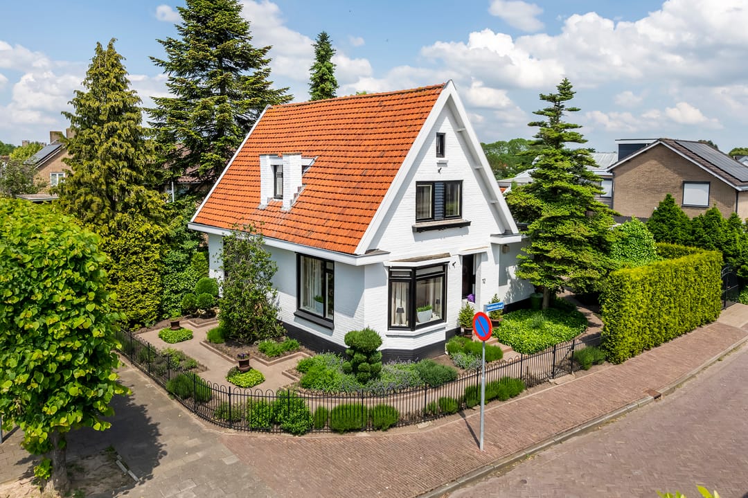 Photo 1 of Middenstraat 12