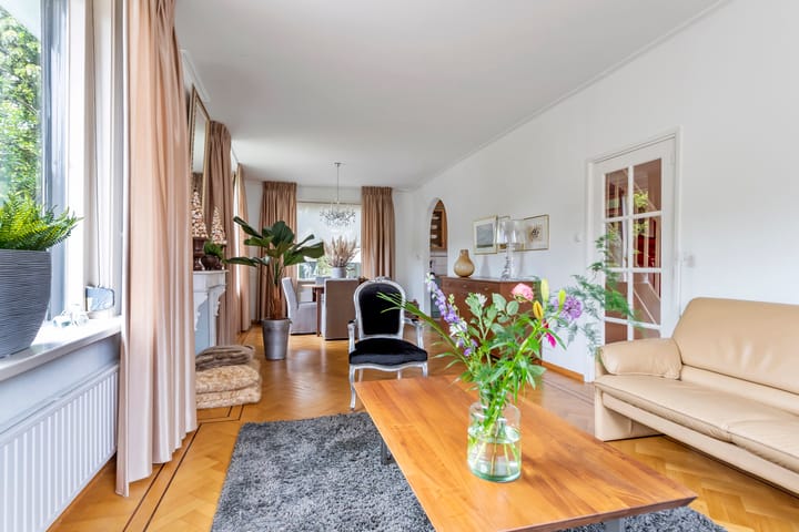 Foto 6 van Middenstraat 12