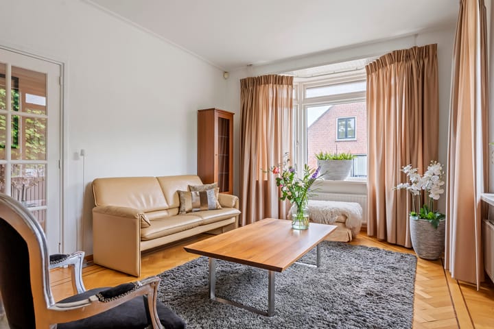 Foto 9 van Middenstraat 12