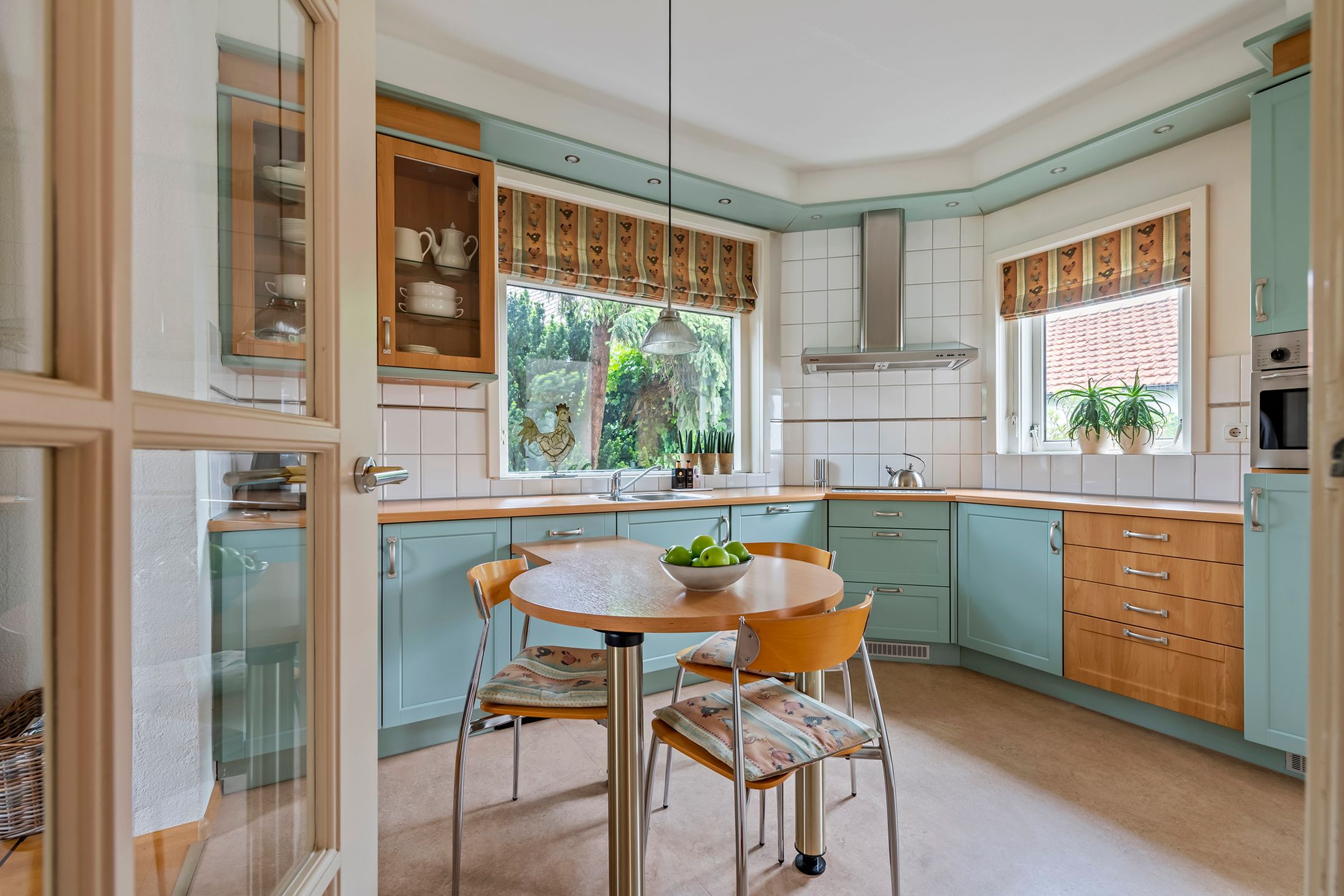 Photo 15 of Middenstraat 12