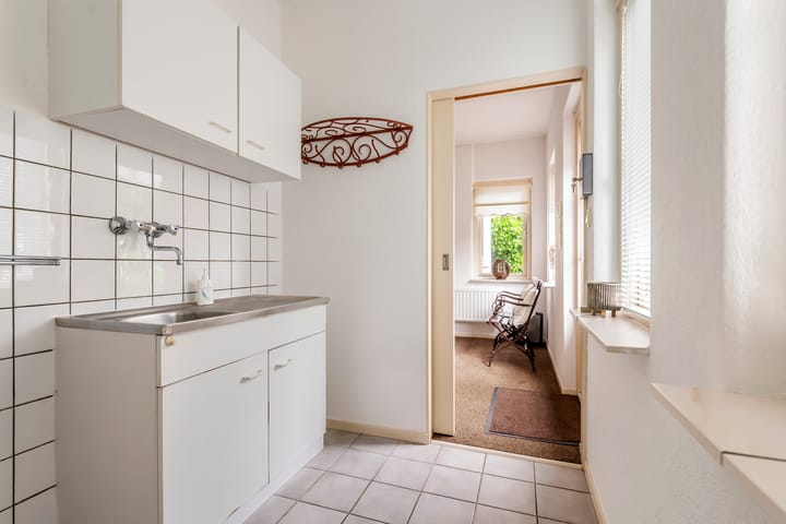 Foto 24 van Middenstraat 12