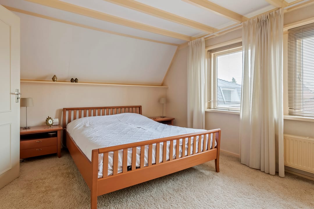 Photo 26 of Middenstraat 12