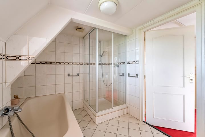 Foto 35 van Middenstraat 12