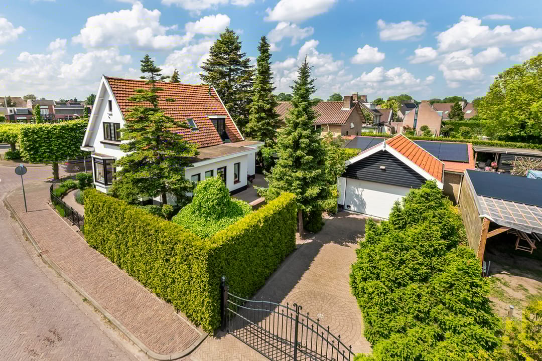 Photo 38 of Middenstraat 12