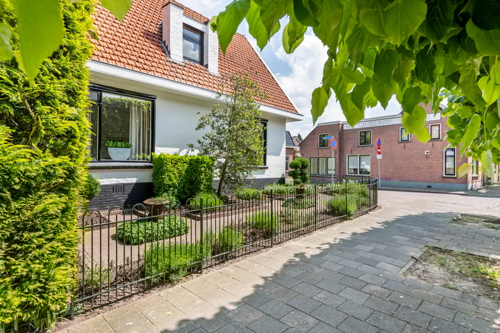 Foto 39 van Middenstraat 12