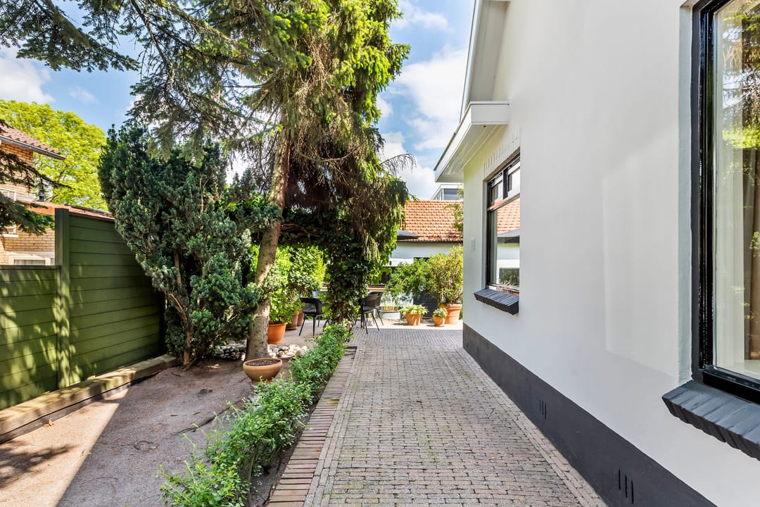 Photo 46 of Middenstraat 12