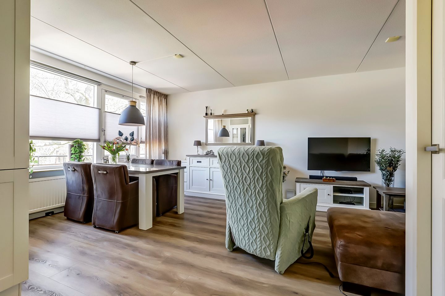 Photo 10 of Stationsstraat 141-17