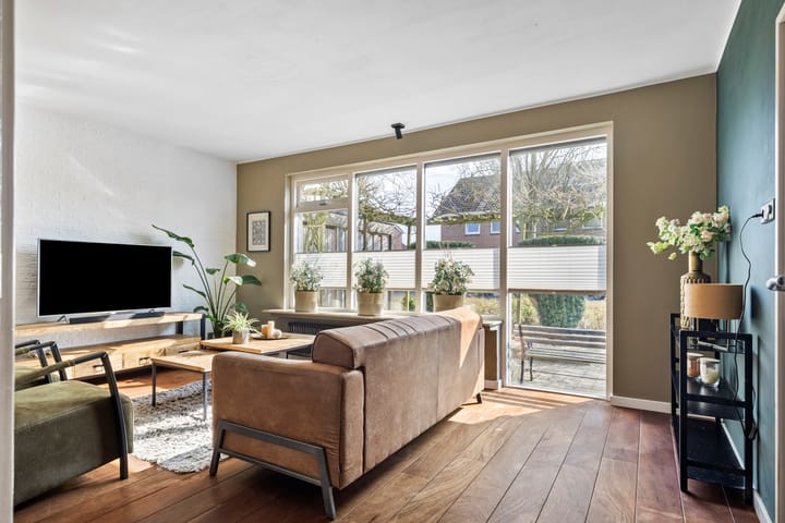 Foto 2 van de Plevier 17