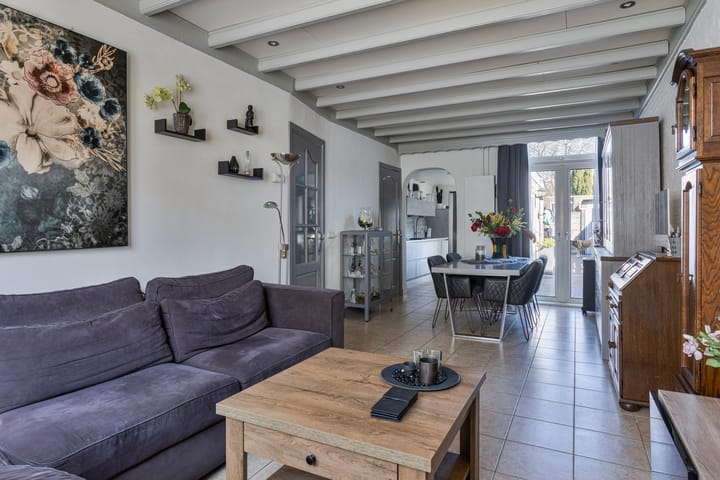 Foto 11 van De Riemerstraat 4