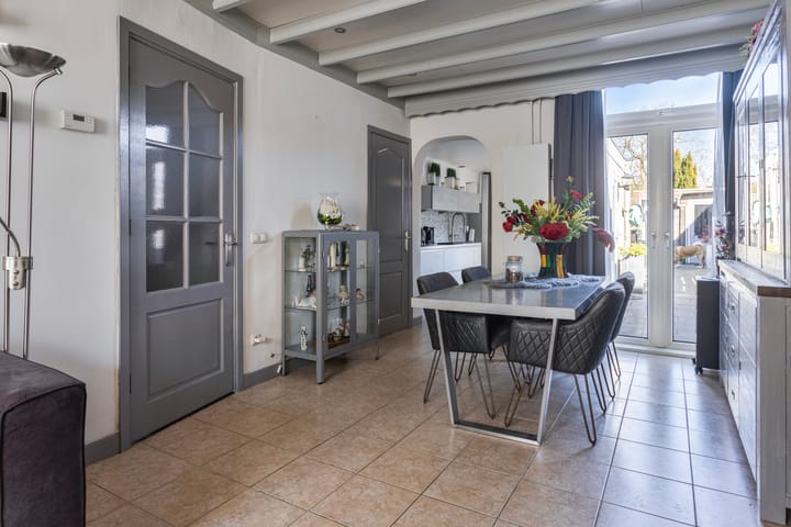 Foto 12 van De Riemerstraat 4